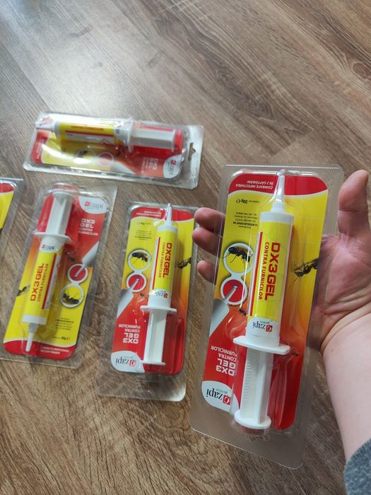 Gel contra furnicilor / insecticid furnici și gadaci