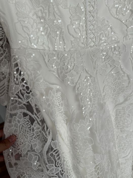 Продается вечерние платья