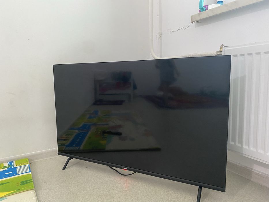 Продам смарт тв
