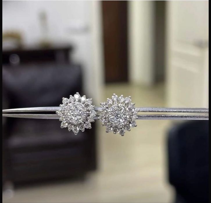 Cerceii cu diamante