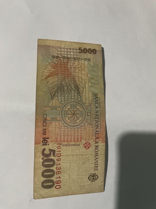 Vand bacnote vechi de 1.000,2.000,5.000 si 50.000