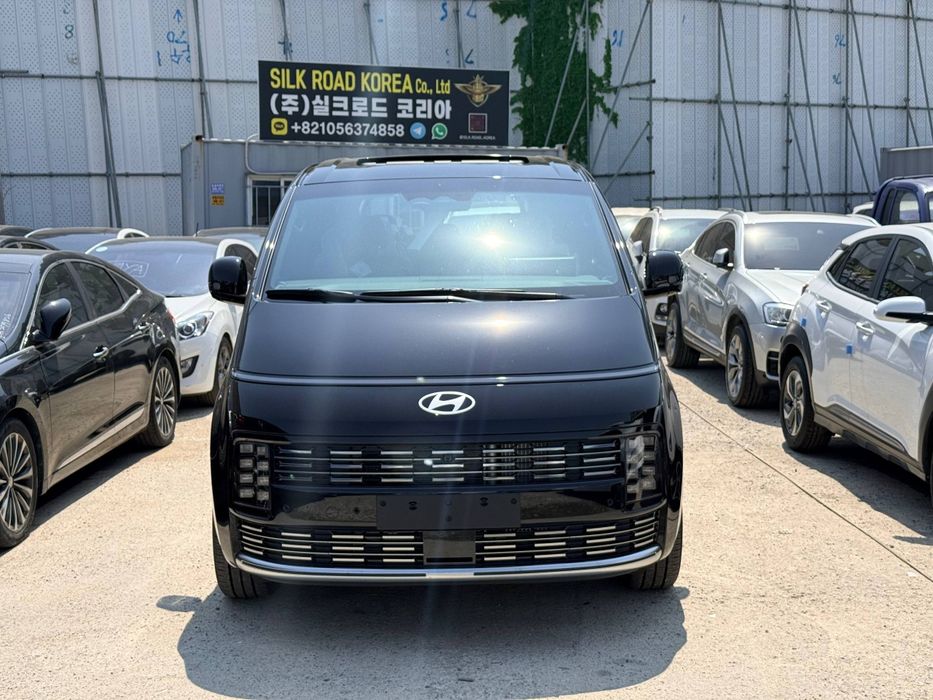 Hyundai Staria 1.6 Turbo Hybrid Lounge Inspiration