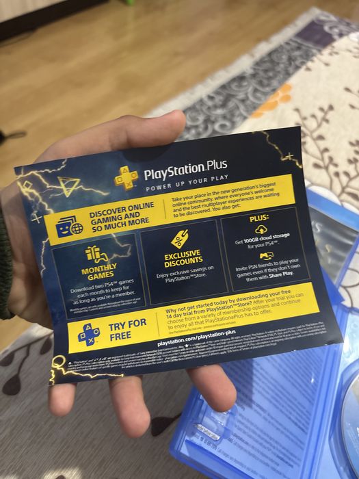 Продавам игри за ps-4 игрите са в перфектно състояние състояние