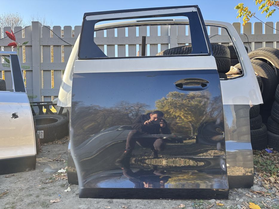 Врата VW ID Buzz
