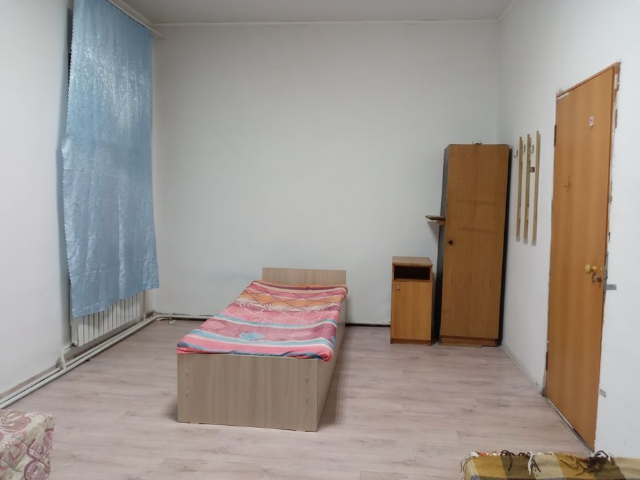 Сдам комнату 22 КВ м, тепло, вода в тамбуре