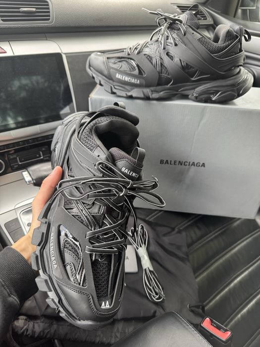 Balenciaga Track Black