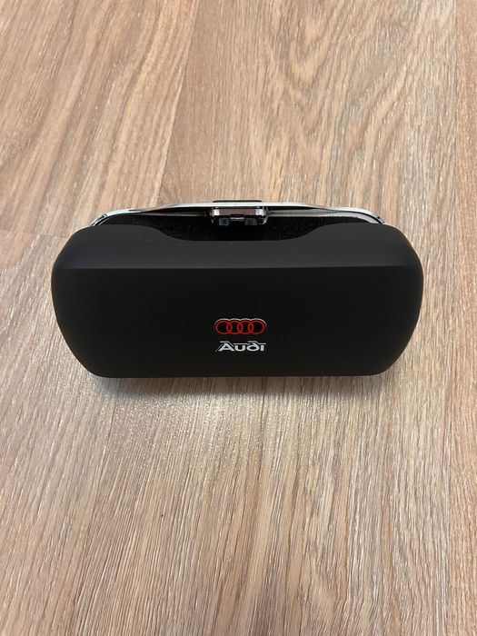Кутия / поставка за очила в кола Ауди