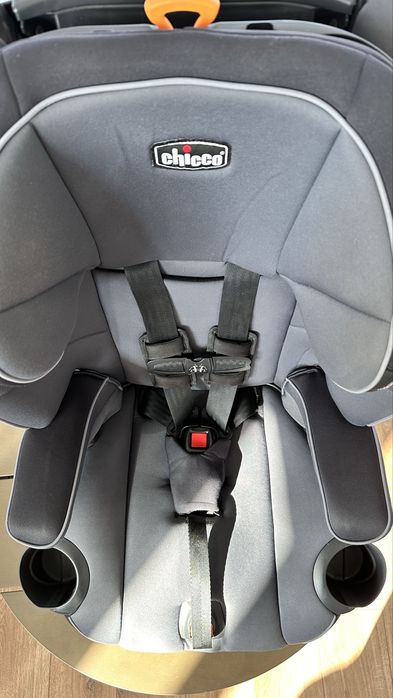 Столче за кола Chicco MyFit – група 2/3 (15–36 кг)