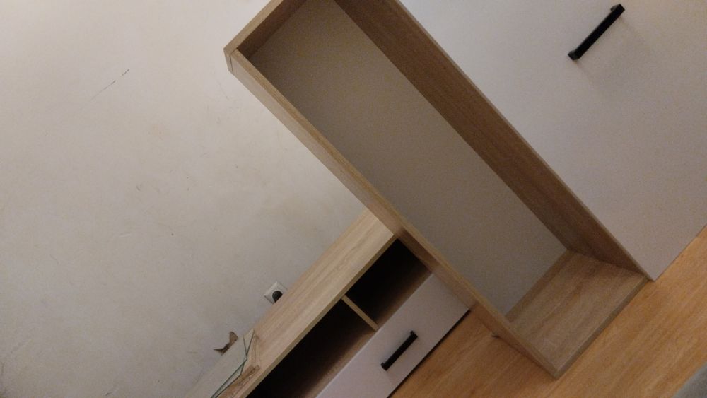 Тумба под телевизор