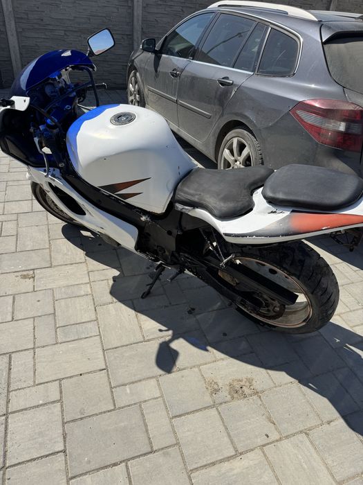 Suzuki GSX-R600 131cp