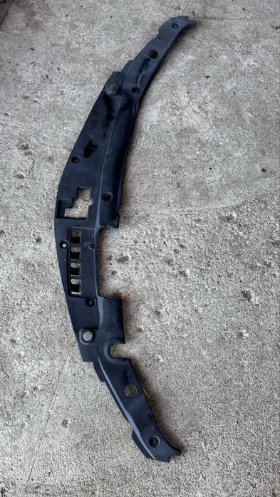 Подкопотоный пластик от Camry 50