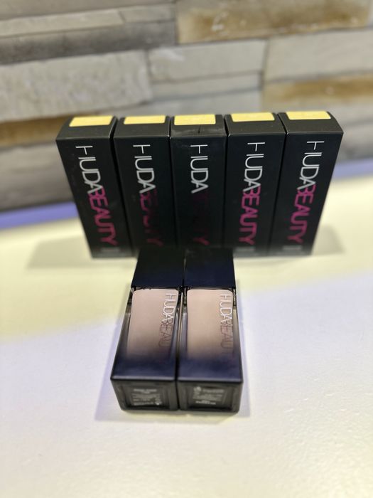 Fond ten Huda Beauty