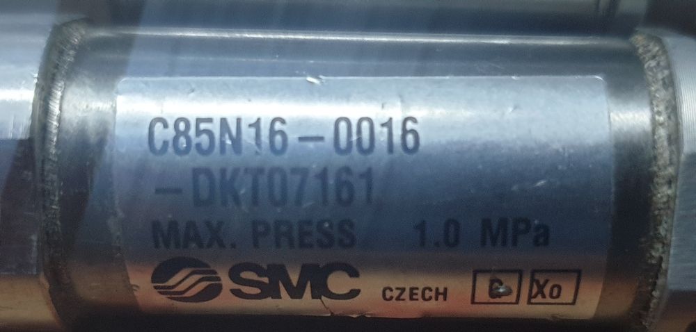 Cilindrii pneumatici SMC