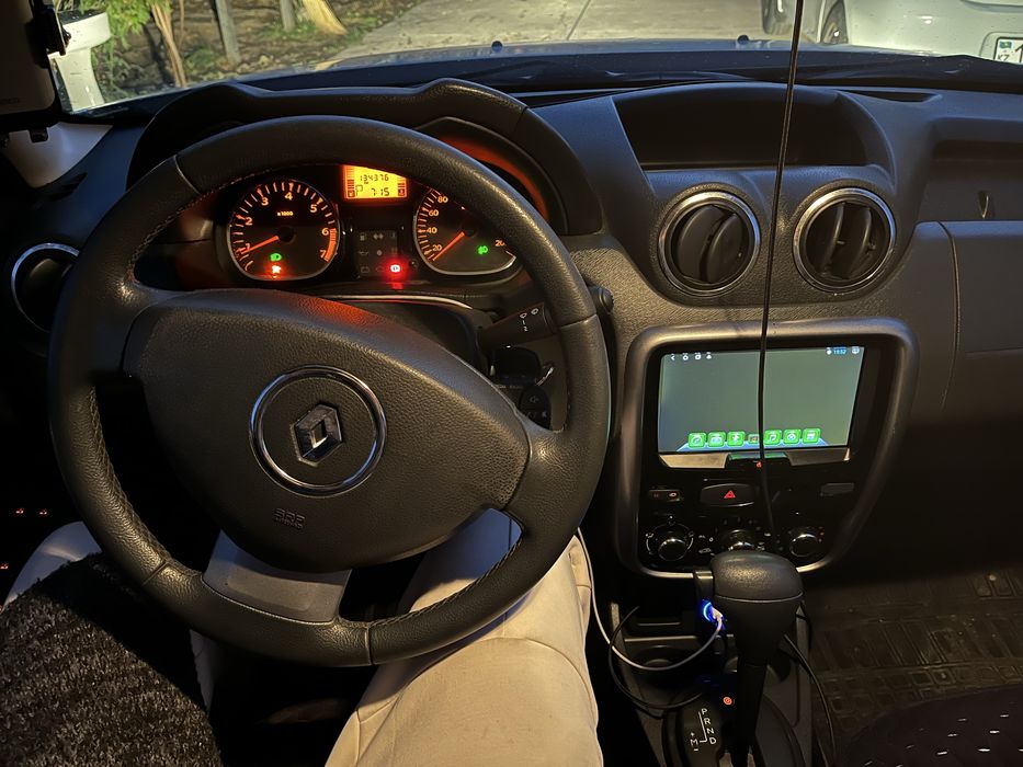 Renault Duster 2013г. 2л