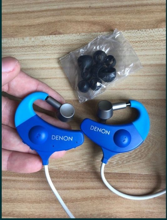 Casti bluetooth Denon AH-W150EM In-Ear produs ca nou