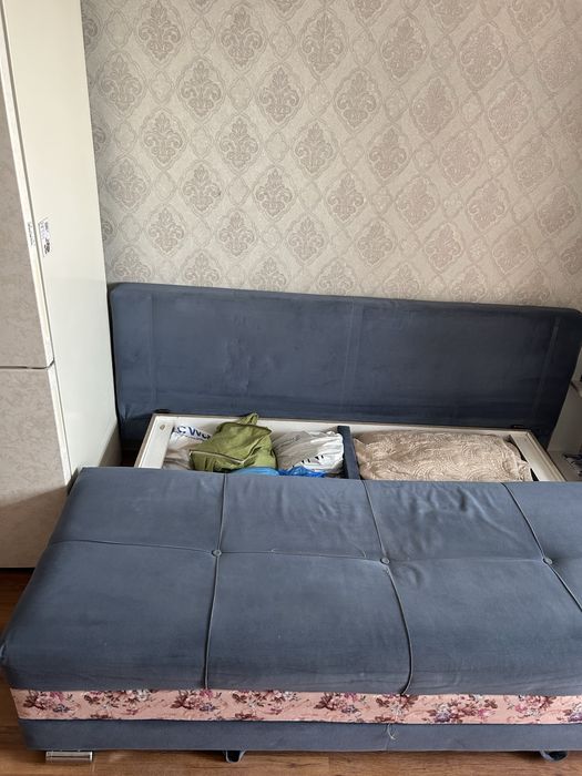 Продам диван в хорошем состоянии
