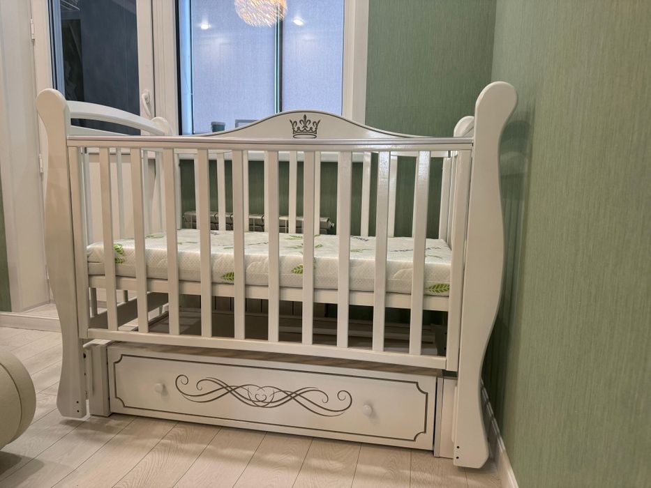 Детская кровать манеж