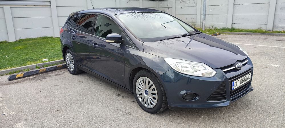 FORD Focus 2012 — imagine 36