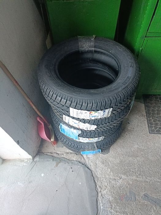 Anvelope noi de vînzare