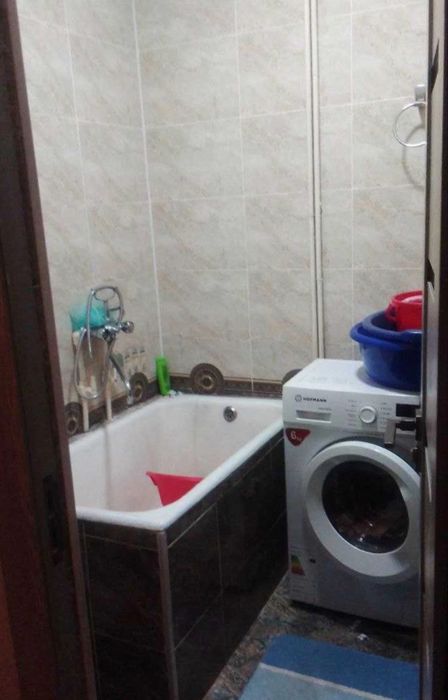 Ялангач  2/2/4  балкон 1.5*3.   (Надира 111942)