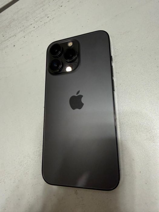 Продам iPhone 13 Pro 256.гигабайт