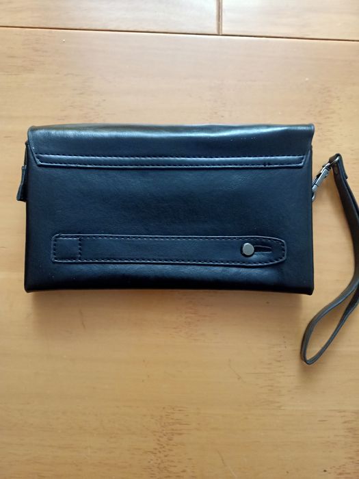 Барсетка мужская.