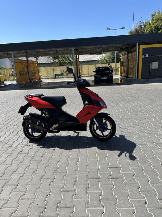 Scuter aprilia sr 50