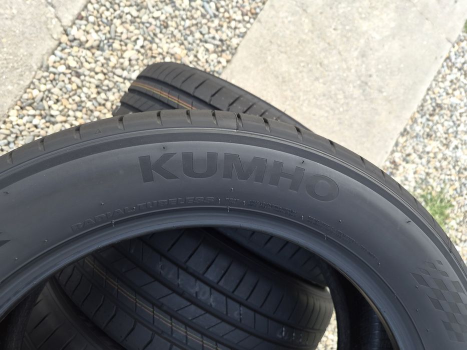 4anvelope vara NOI 215 55 18 Kumho