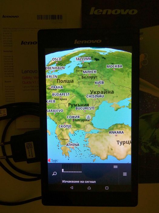 Таблет Lenovo Tab 2 A7-10F с инсталирани навигации