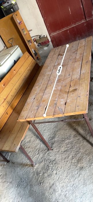 Стол с скамейкой