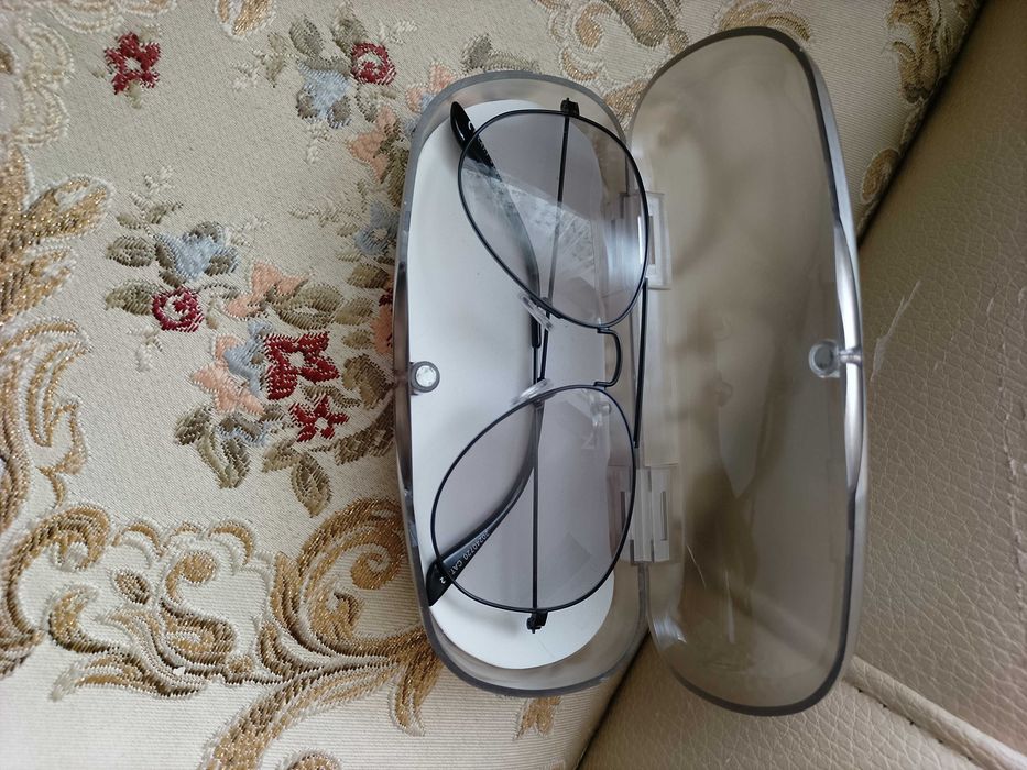 Продам очки +1,5 с диоптрией