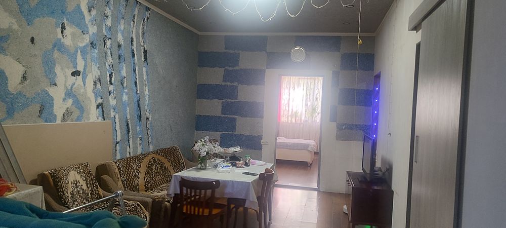 Продажа Феруза, 2 комн 1 этаж, шк√205