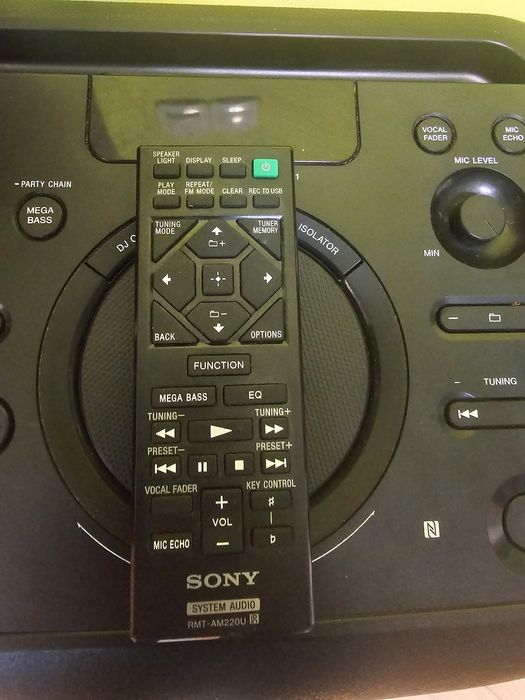 Спешно!!! Аудио система Sony MHC-V11 – Bluetooth, Mega Bass, DJ Ефекти
