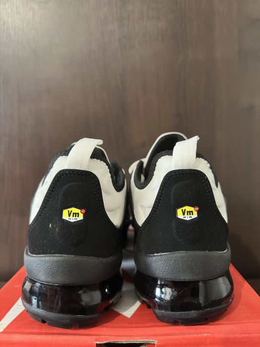 Nike Air Vapormax Plus Beige - 41,45,47 (размери)