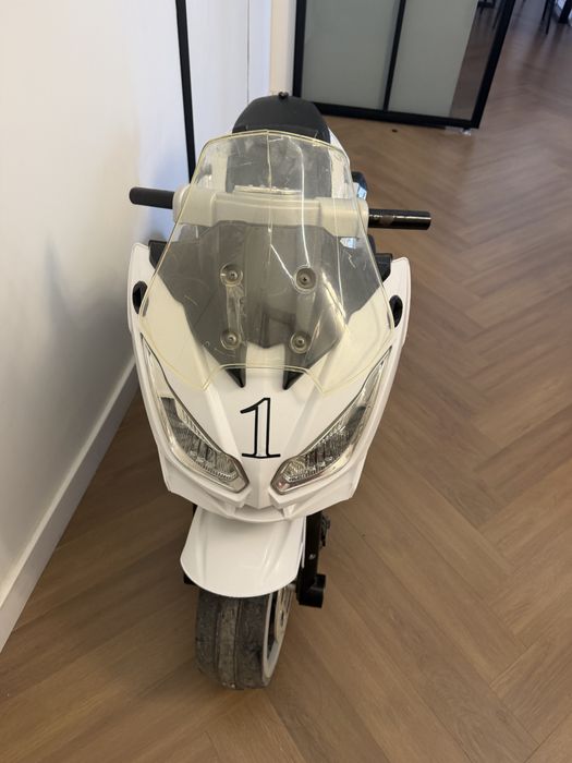 Детский мотоцикл BMW