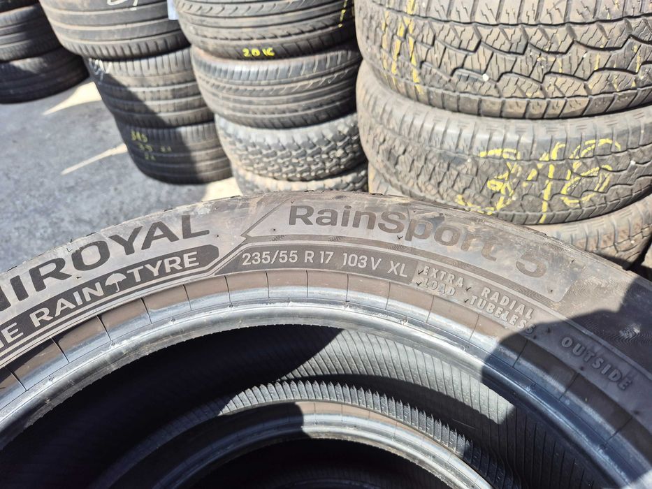 2 Anvelope de VARA - 235/55/17 - UNIROYAL - CA UNELE NOI - DOT 2025