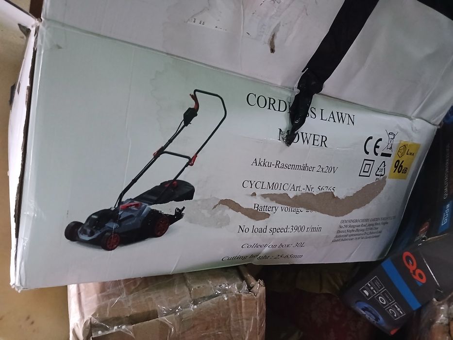 Masina de tuns iarba electrica cu 2 acumlator