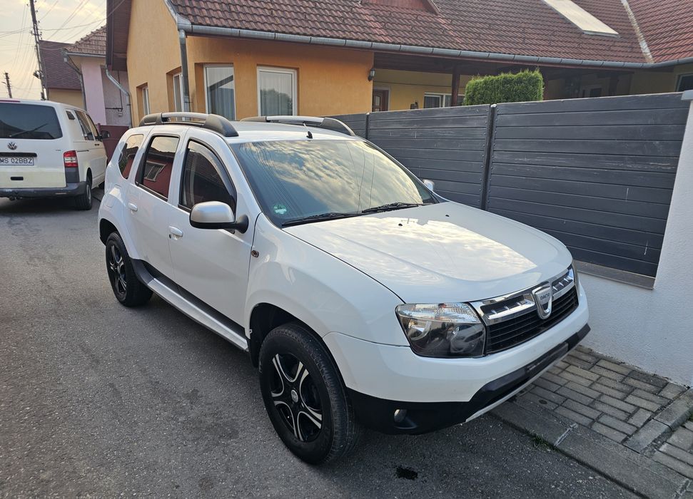 DACIA Duster 2011