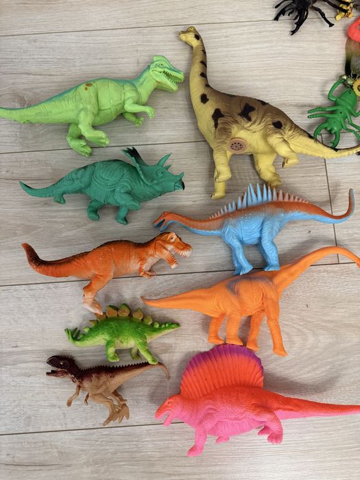 Игрушки фигурки животных