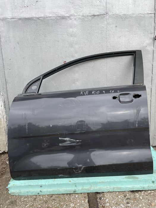 Предна лява врата за Kia Rio 4 Киа Рио 4  2017г-