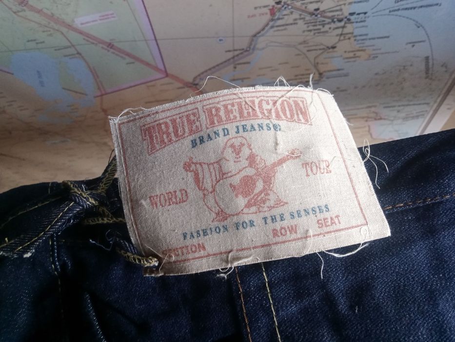 Джинсовые брюки с писовкой