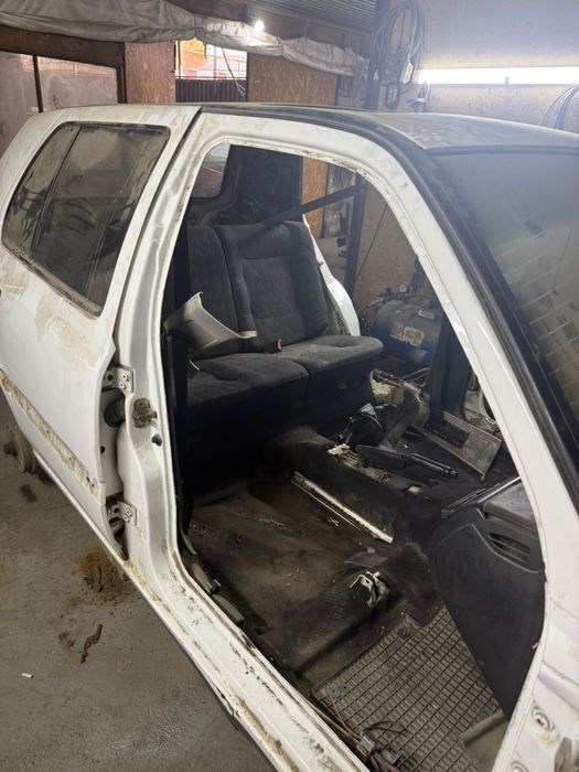 Авто на разбор продам срочно
