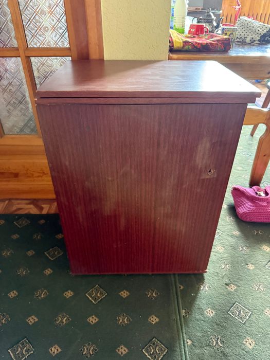 Срочно продам швейную машинку «Чайка»