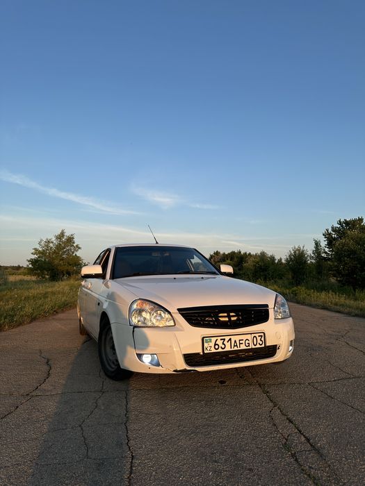 Lada приора 2012 года