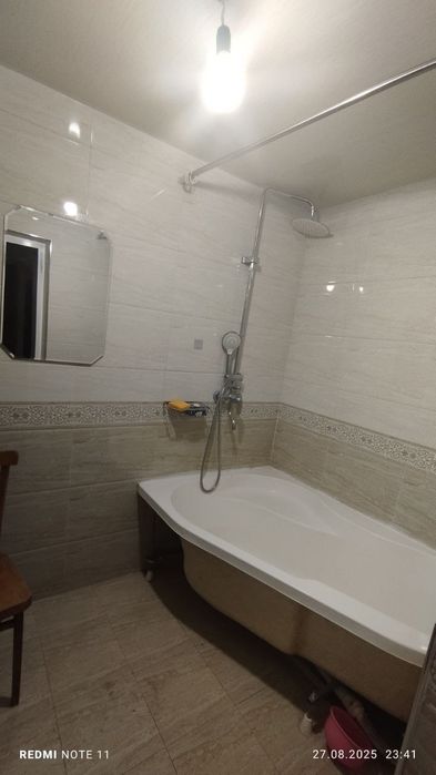 Arenada student qizlarga uchun