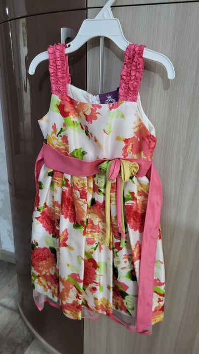 Платья на девочку