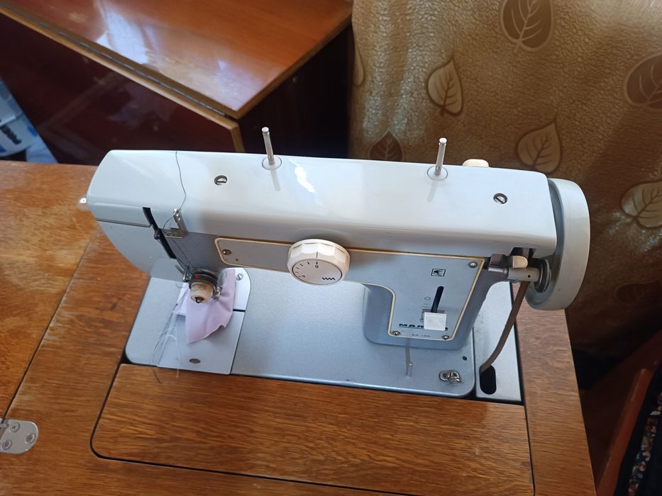 Швейная машинка мальва