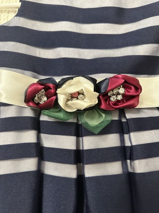 Нарядное платье белое