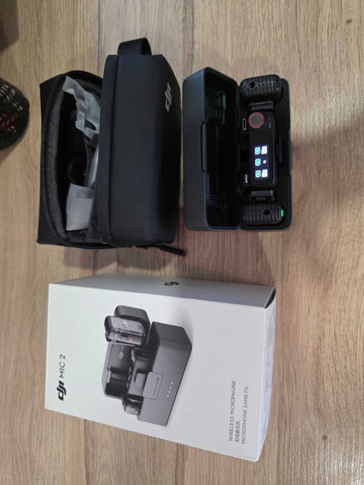 Set Microfoane DJI MIC 2 ca noi