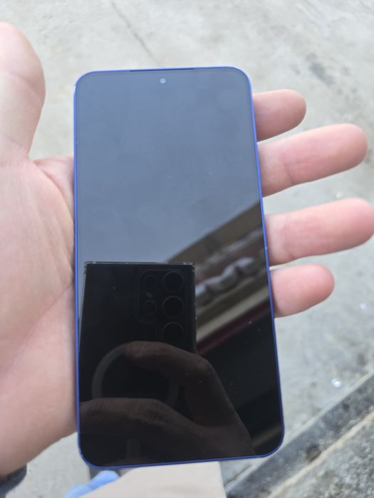 Продам Samsung S25 256гб